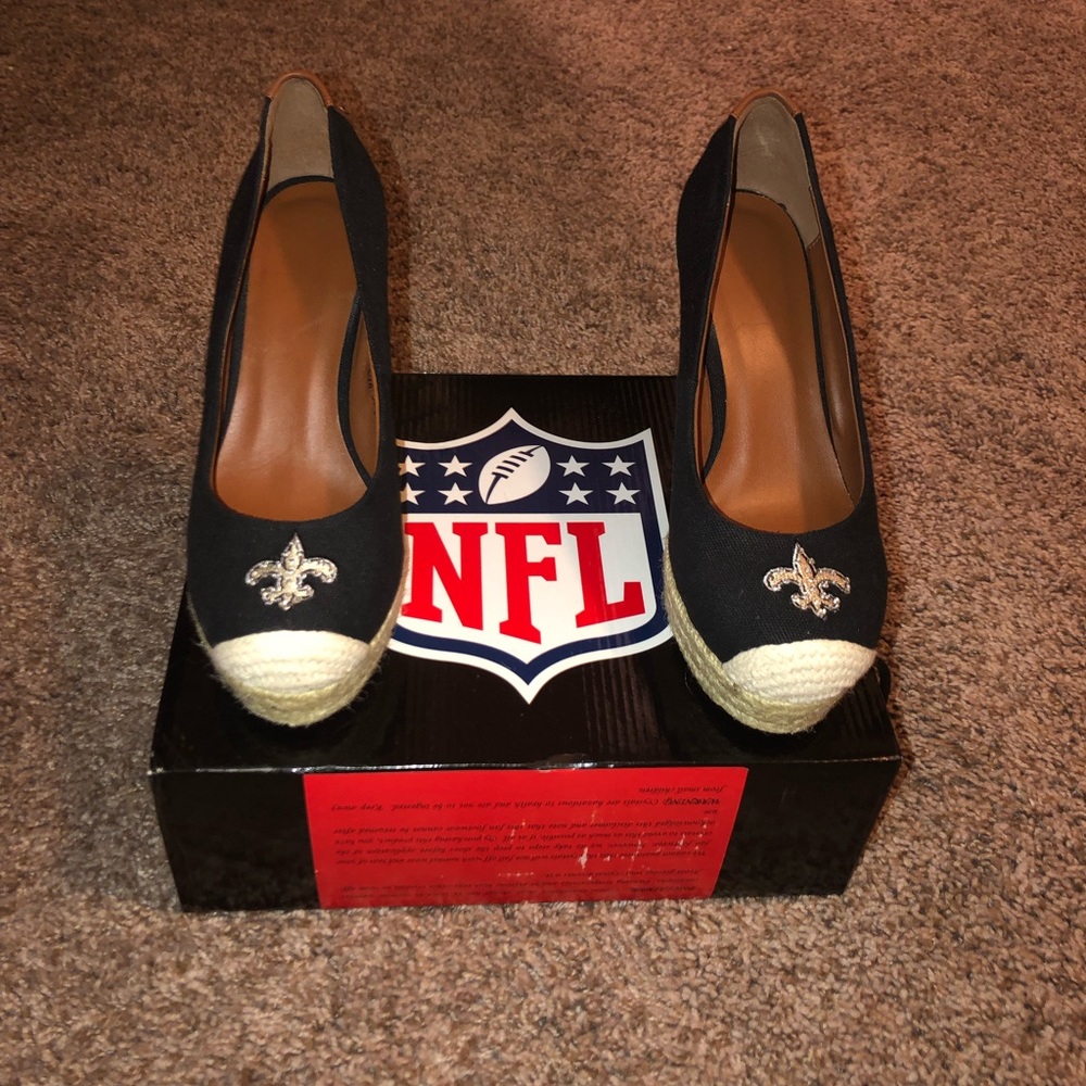 New Orleans Saints wedged